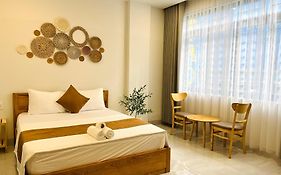 Anh Đào Hotel